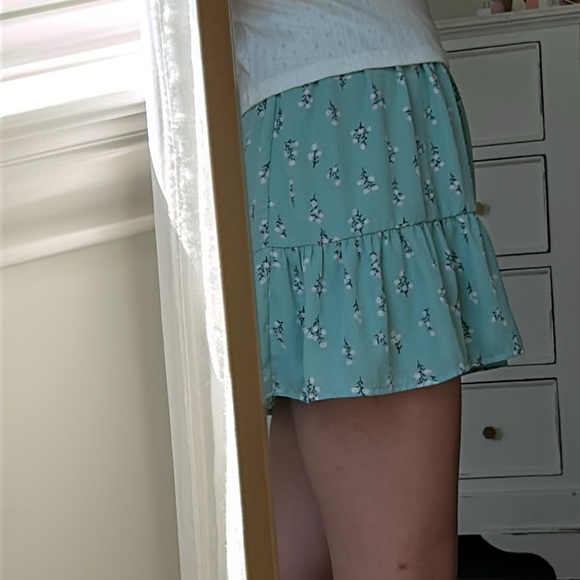 Brand: mi Ami. Color: Turquoise. - Picture 4 of 4